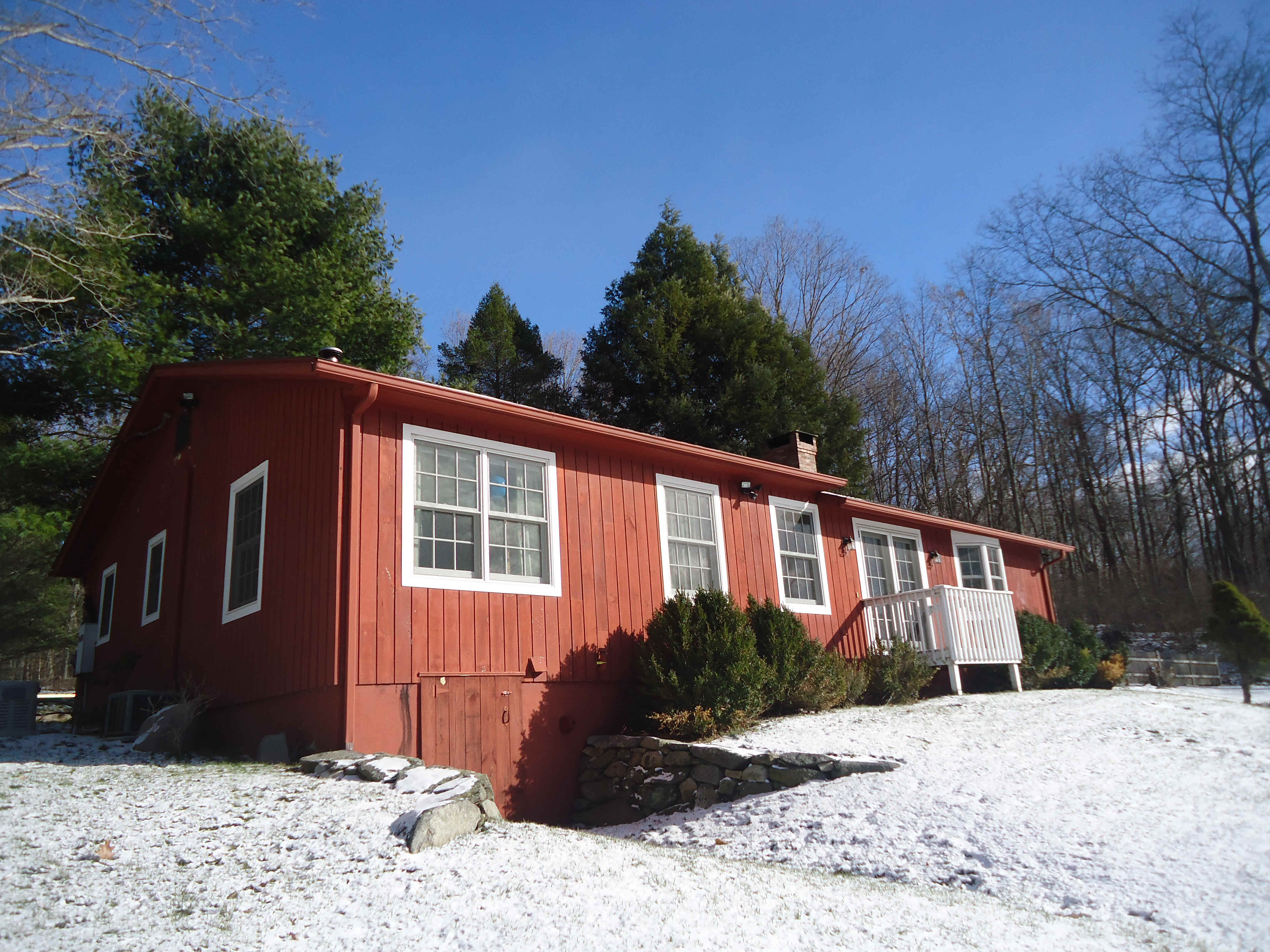 Building photograph for 112 HENRY SANFORD RD